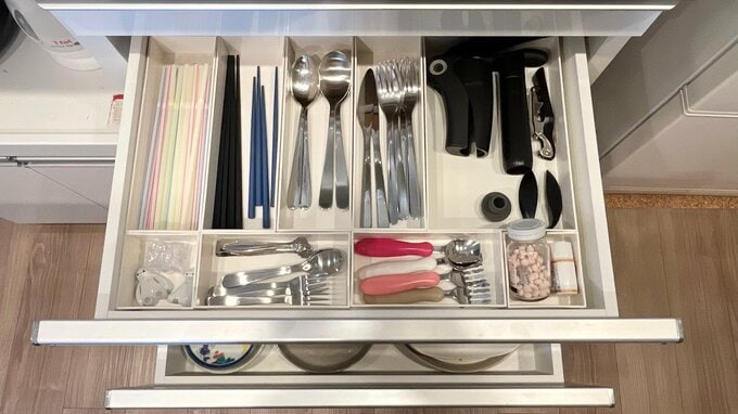 カトラリー収納