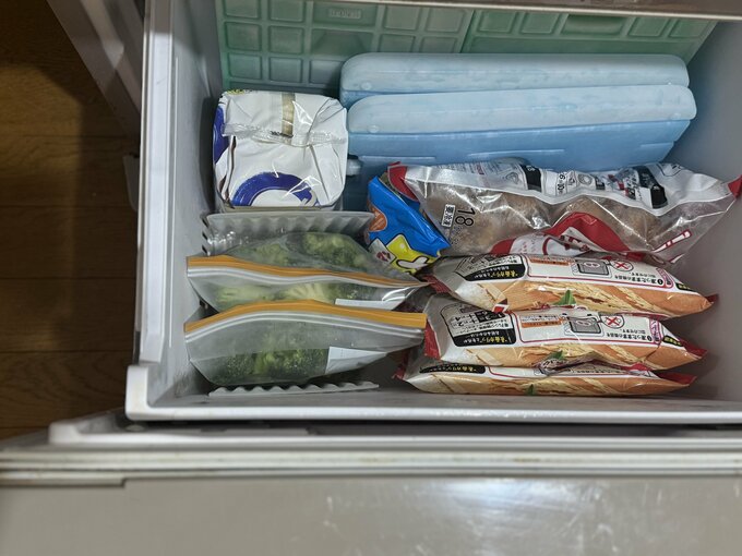 マチ付きダブルチャック　フリーザーバッグ