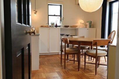 リフォームなし、家具を買わずに「模様替え」。築10年の家を新鮮に楽しむインテリアのコツ3つ
