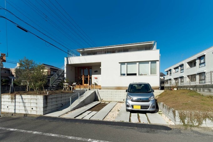 シンプルな外観