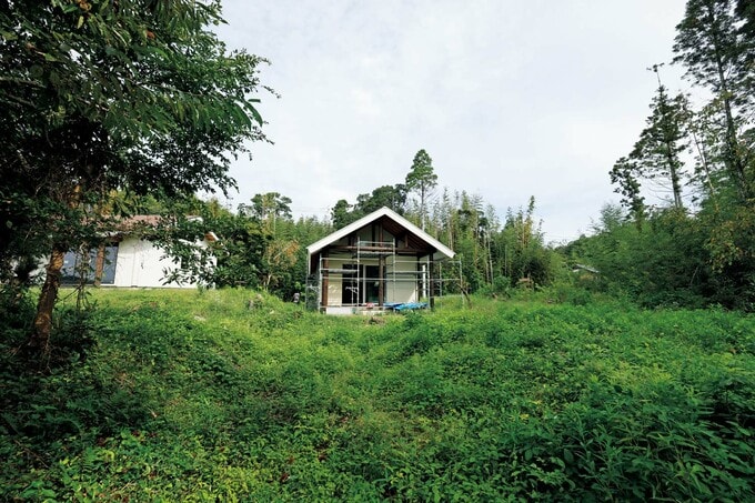 セルフビルド中の建物