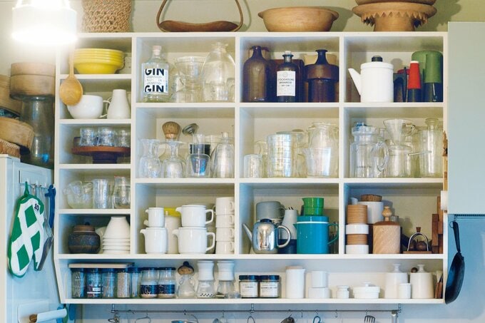 美しいオープン棚