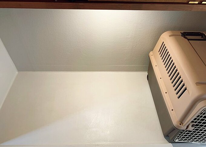 大型犬の犬舎兼トイレ