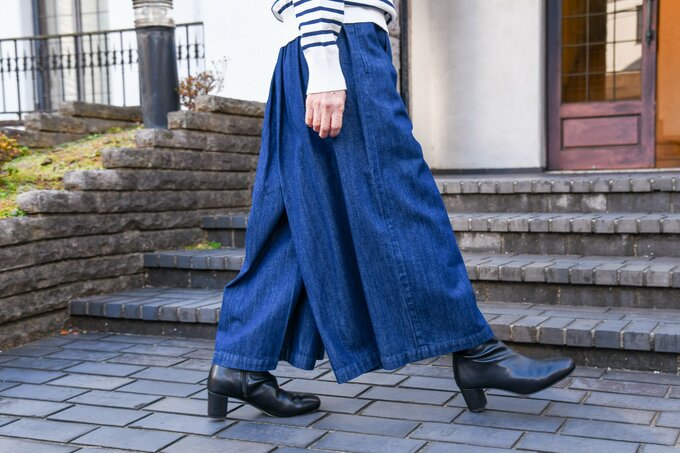 「デニムガウチョパンツ」インディゴ　2,680円
