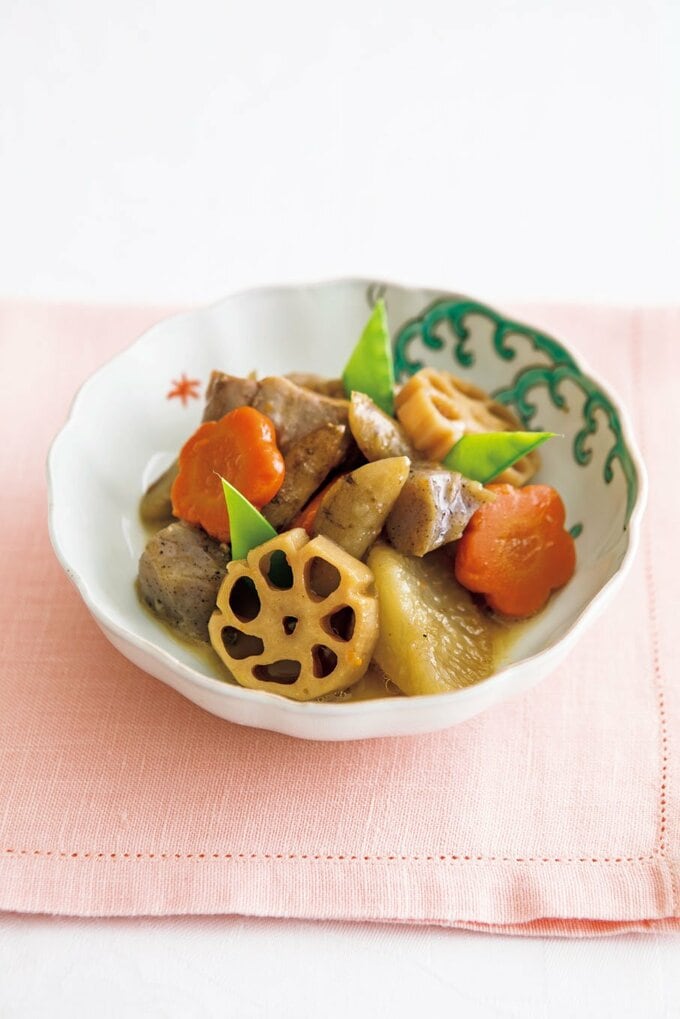 鶏と根菜の煮物