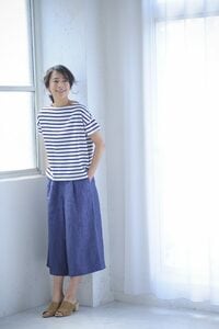 ワイドパンツのコーデ