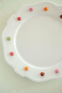 シンプルな白皿は、そのまま来客に。デコレーションしてもかわいい