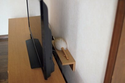 テレビ裏にあのグッズがお役立ち！今すぐ人を呼べる家にする方法