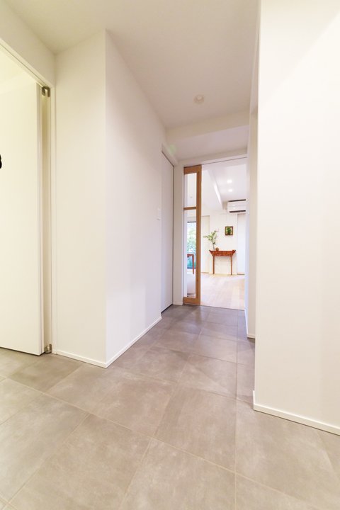 幅を拡張した廊下