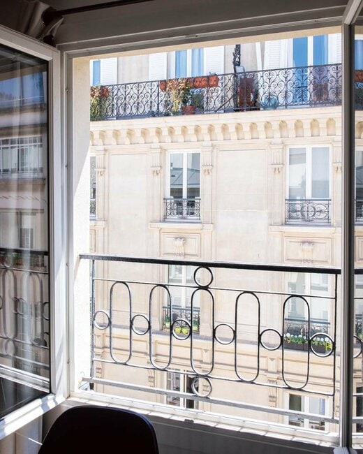 大塚さんパリの自宅からの景色