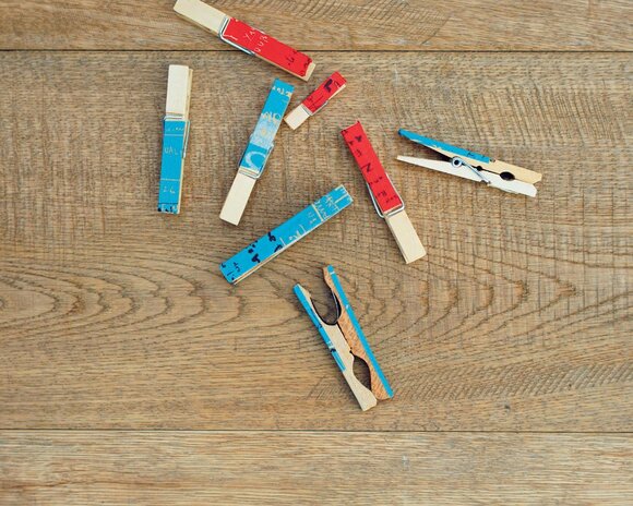 木製ピンチもモダンにチェンジ