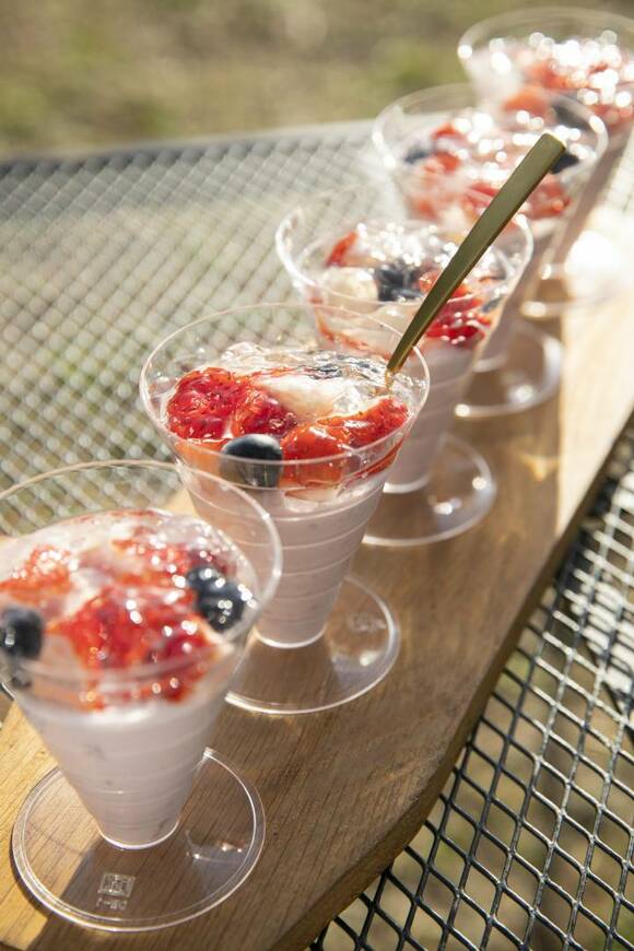 イチゴのグラスデザート