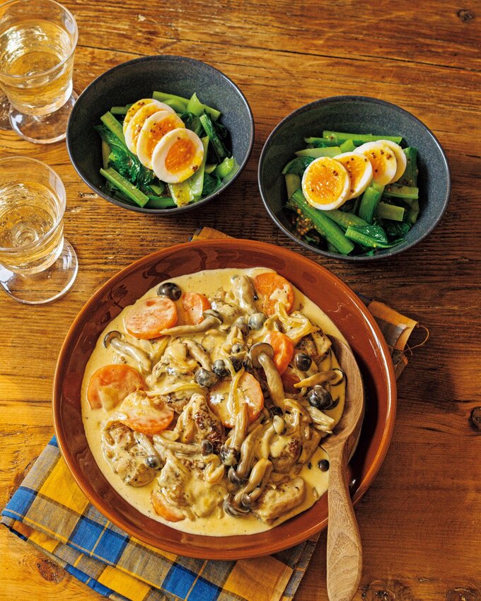 シメジのクリーム煮、コマツナのサラダ