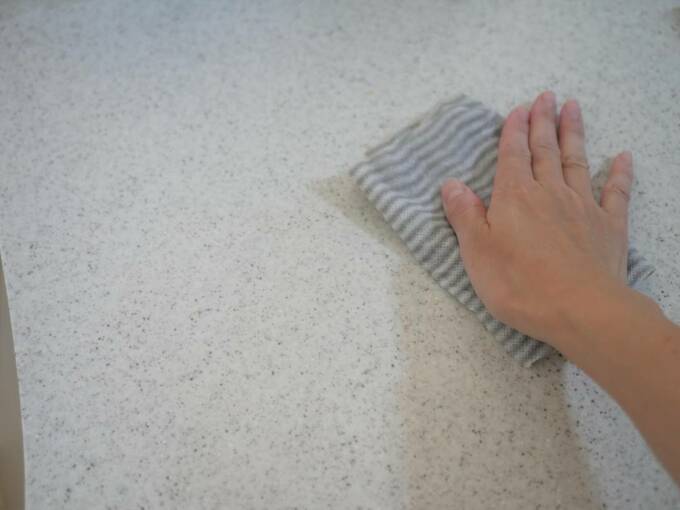 業務用ダスターを使用している様子