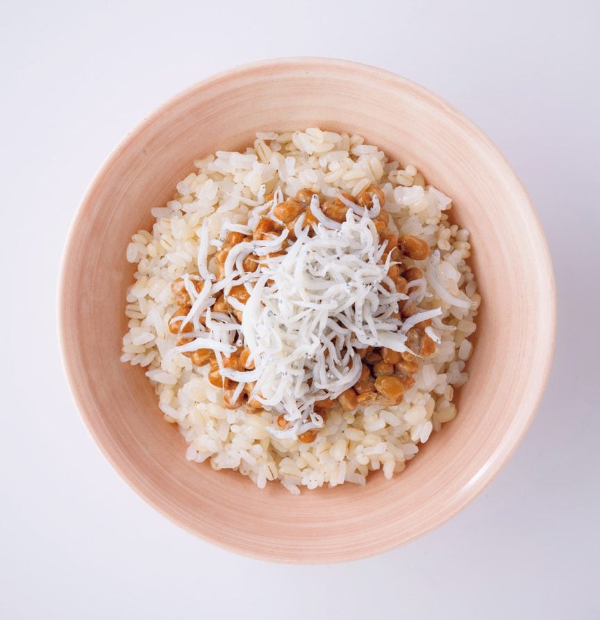 朝食にもち麦ご飯でやせ体質に 腸活食材をのっけた丼レシピ Esseonline エッセ オンライン
