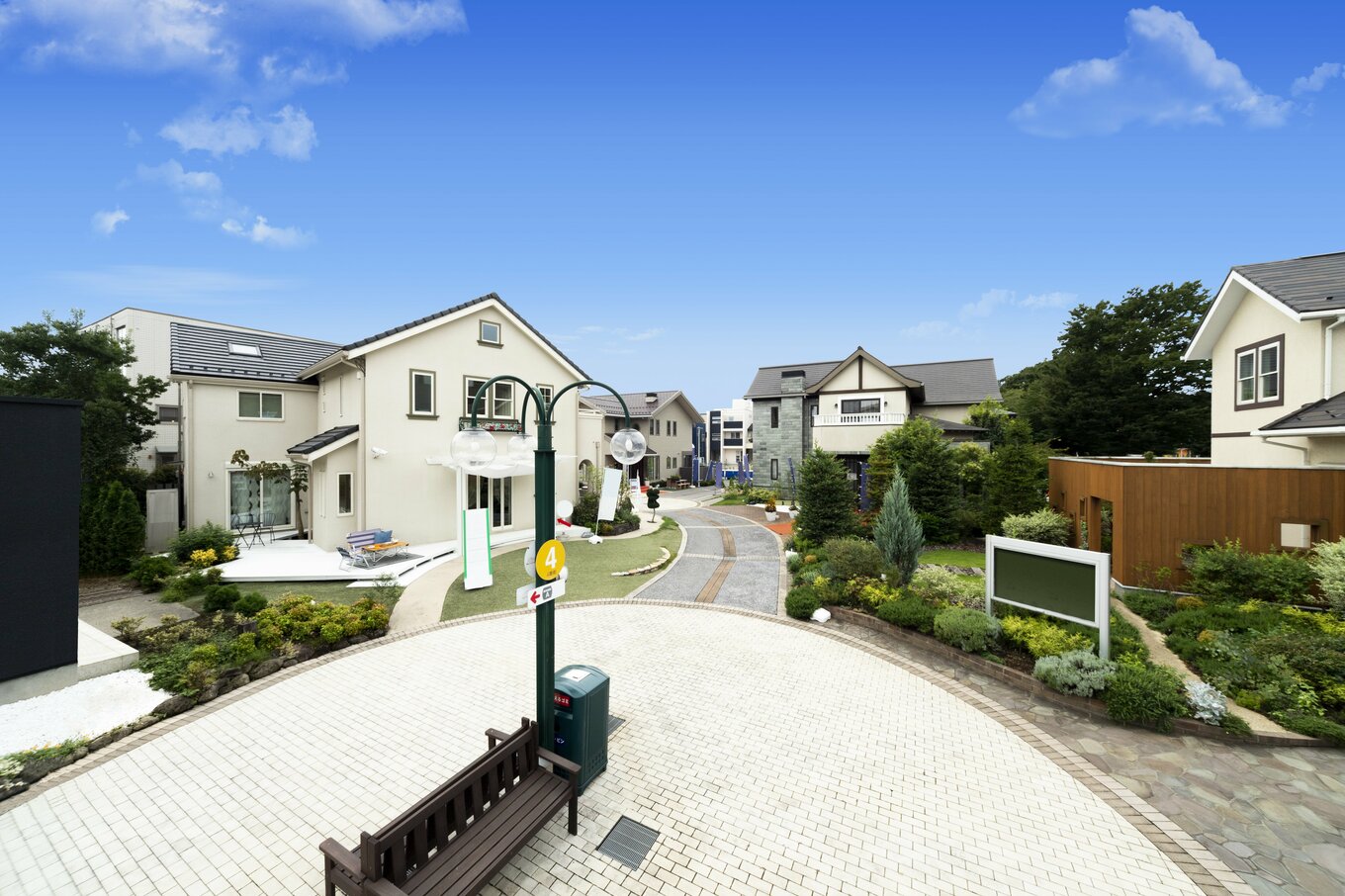 理想の住まいづくりが見つかる＆家族でのお出かけにも！住宅展示場の楽しみ方 | ESSEonline（エッセ オンライン）