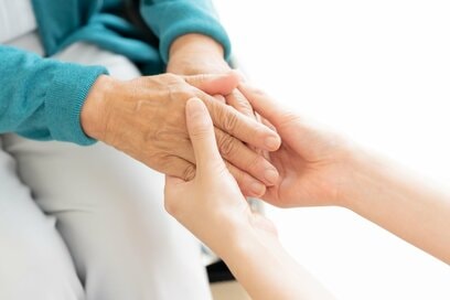 50代になって「やめたこと」4つ。後悔せずに生きやすくなる方法