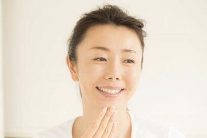 【奇跡の41歳美肌】3児の母・41歳でこのプリプリ肌、その秘訣は「シングル洗顔」だった！