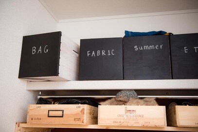 100円グッズの箱で部屋の見栄えを格上げ！ひと手間で仕上がりが重厚に