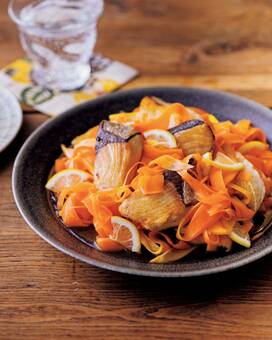 すし酢1本で味がキマる。ブリとニンジンのさわやかマリネ