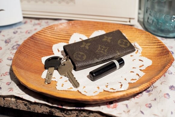 玄関は運気の入り口。広々と見せる演出を!【玄関】