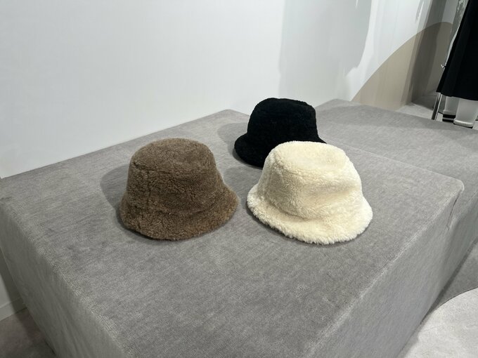 GUのボアバケットハット