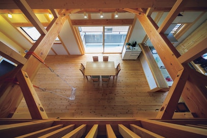 【注文住宅事例】ブランコが室内に!?プラレールも！子どものワクワクが止まらない家