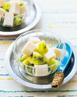 アーモンドミルクでつくる杏仁豆腐風。低カロリーおやつレシピ2つ