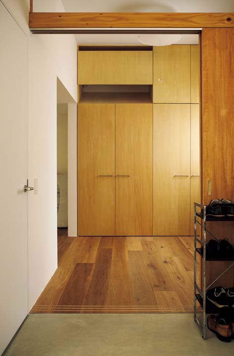 玄関脇のホビースペース