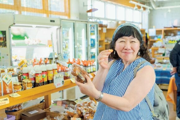 枝元さん食べているところ
