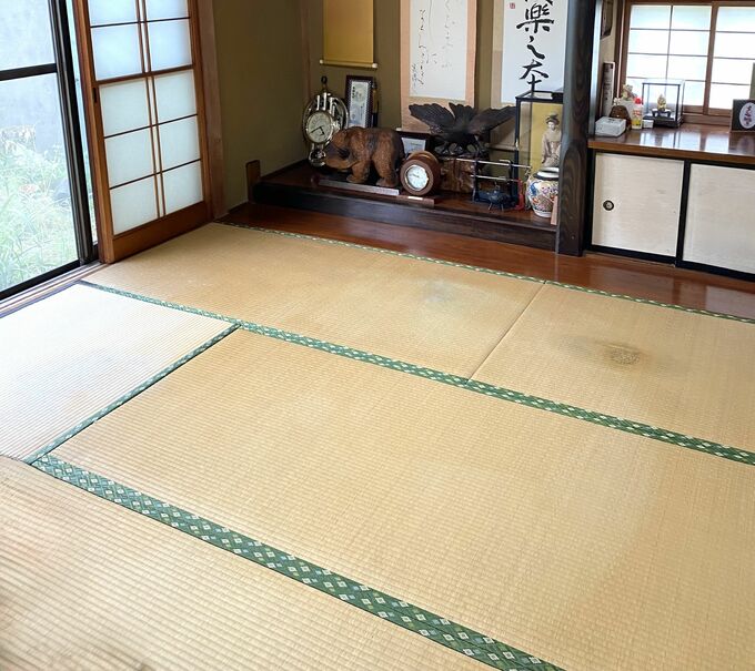 浸水で傷んだ畳