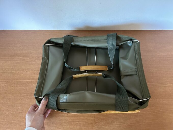 枠のおかげで自立する