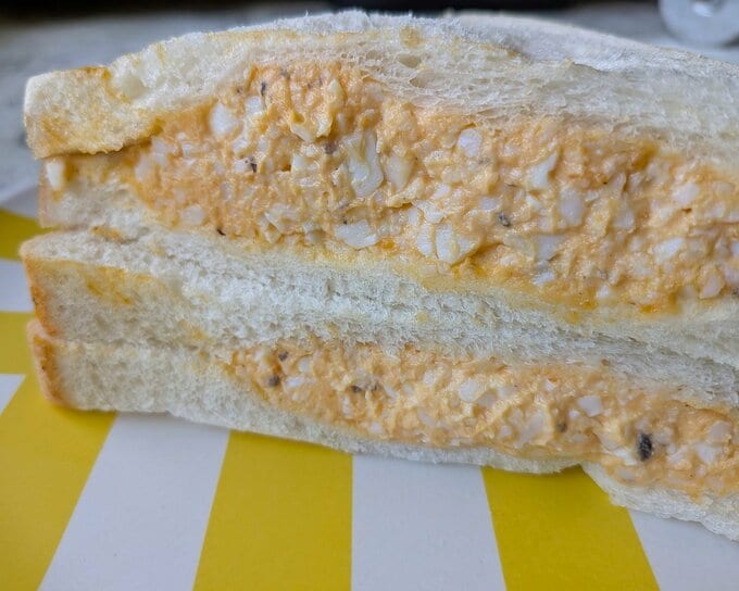 生鮮市場TOPのトリュフ入りタマゴサンド