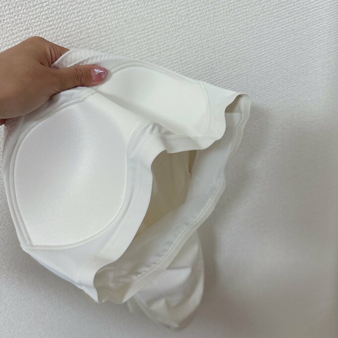 エアリズムコットンブラチューブトップのカップ