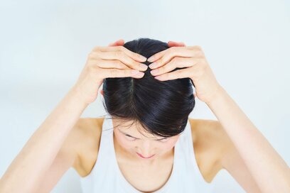 40代、冷え対策に効果的な「ツボ押し＆エクササイズ」6つ。簡単な運動で血行を促進！