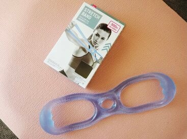 ダイソー330円の運動グッズ。使い方簡単、ダイエットもはかどる！