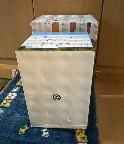 写真：箱（計2箱の買いとり）