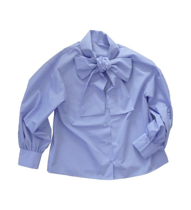 ブルーリボンシャツ