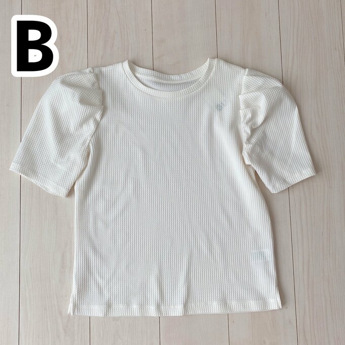 B　ワッフルボリュームスリーブT（1690円）