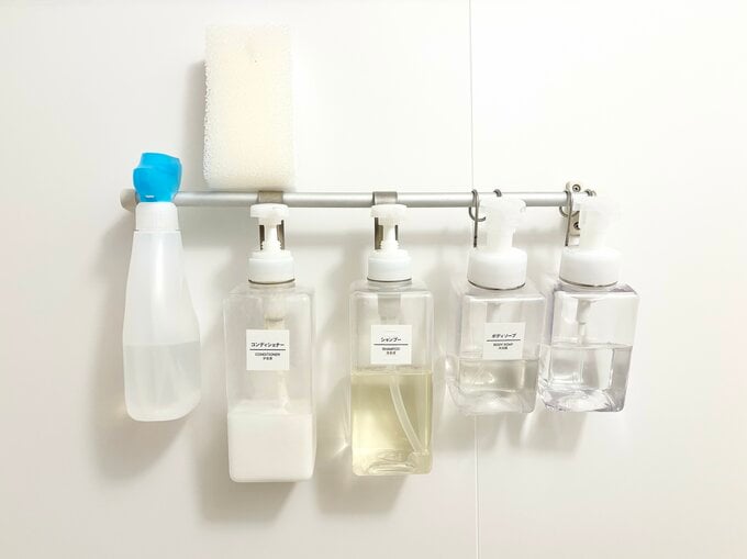 吊るして浮かす