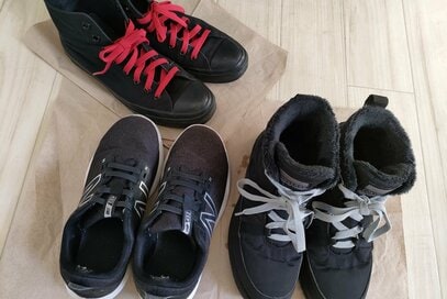 50代ミニマリストが「それでも買いたす」100円グッズ4つ。結ばない靴ヒモはほどけにくくて最高