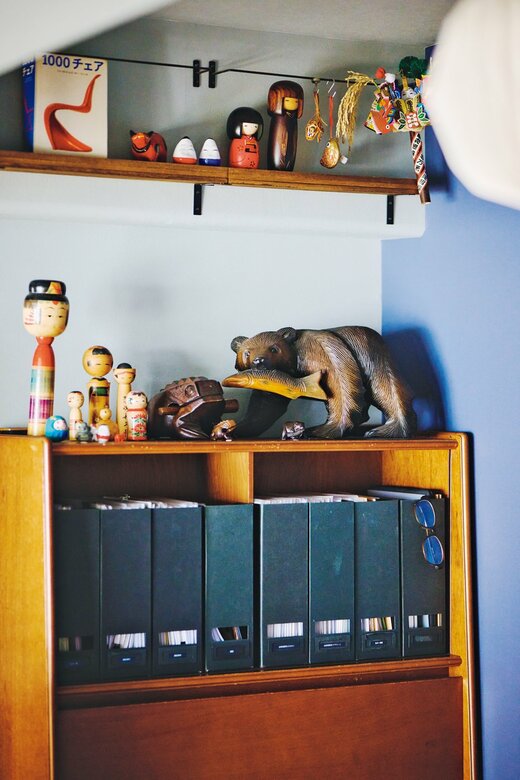 木彫りの熊やこけし