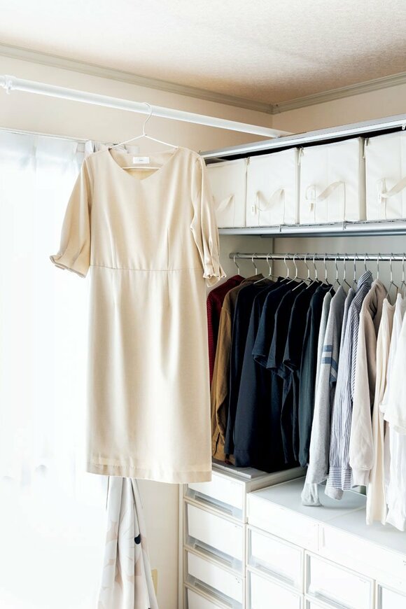 白のワンピース