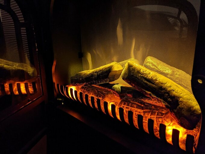 Dimplex社の電気暖炉の炎