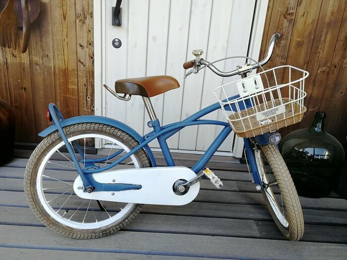 子ども用自転車をDIYで塗装。必要な道具、手順やコツを紹介
