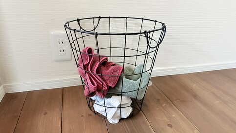 洗濯物はたたまない、掃除は週2回でいい。アラフォーで「やめたら幸福度が上がった」家事