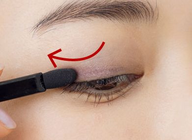 アイホールに薄く伸ばす