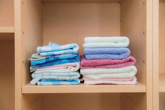 タオル畳んで積む