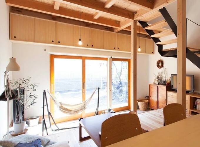 明るく開放的な玄関土間