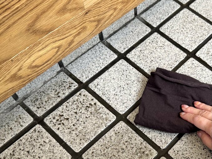 ウエス　玄関掃除